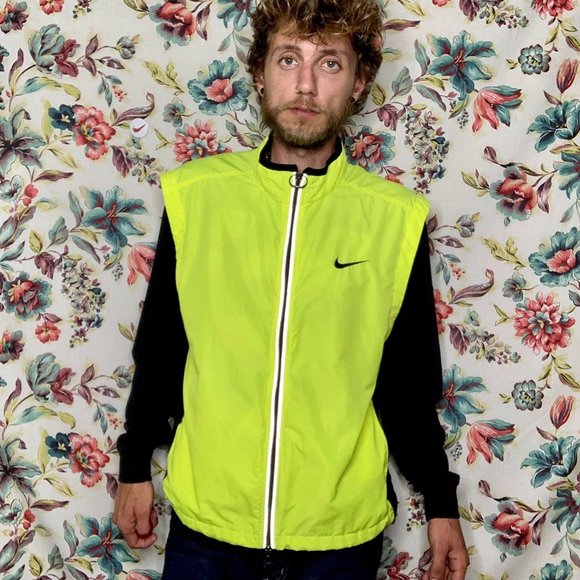 nike high visibility jacket